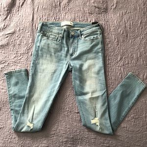 Abercrombie and Fitch Super Skinny Jeans